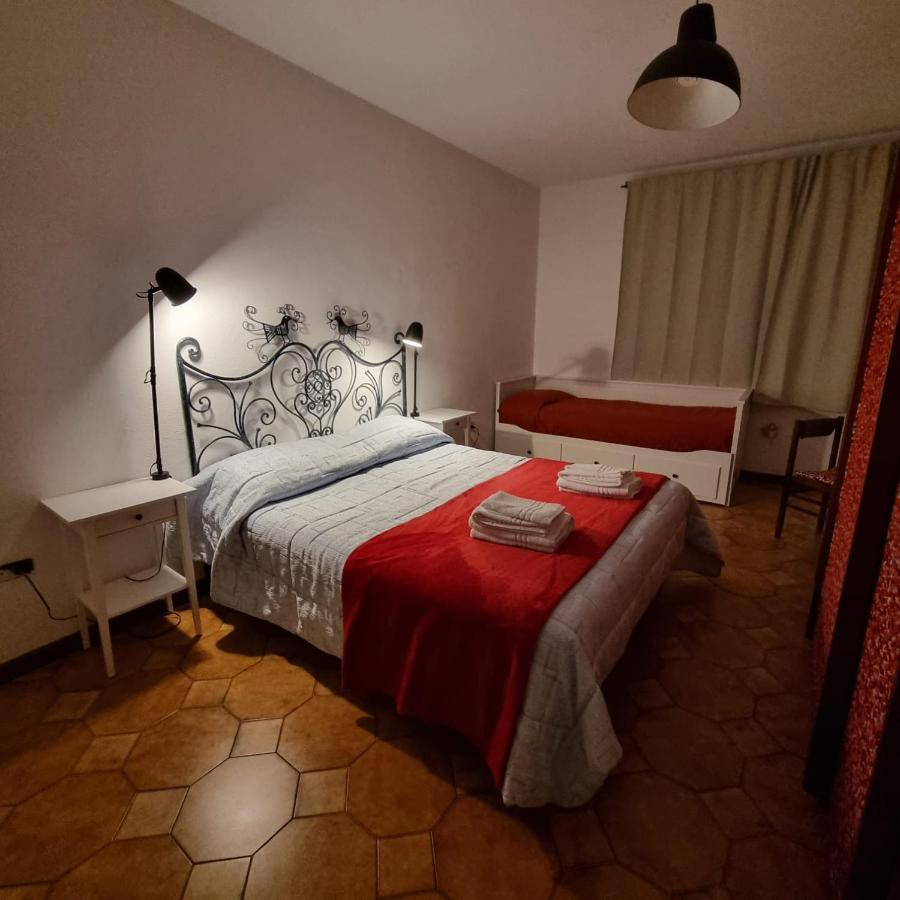 Sa Stiddiosa Guesthouse Gadoni Exterior photo